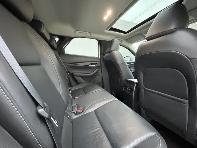 Mazda CX-30 2022 2.0L Automatic quality Yue type interior photo 9 Mazda CX-30 2022 2.0L Automatic quality Yue type interior photo 9