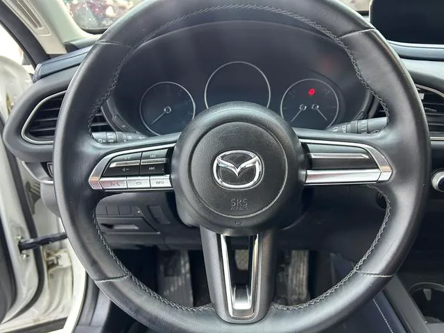 Mazda CX-30 2022 2.0L Automatic quality Yue type interior photo 13 Mazda CX-30 2022 2.0L Automatic quality Yue type interior photo 13