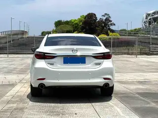 Mazda Atenza 2020 2.5L Edición Blue Sky Respete interior foto 9 Mazda Atenza 2020 2.5L Edición Blue Sky Respete interior foto 9