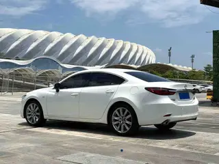 Mazda Atenza 2020 2.5L Edición Blue Sky Respete interior foto 10 Mazda Atenza 2020 2.5L Edición Blue Sky Respete interior foto 10