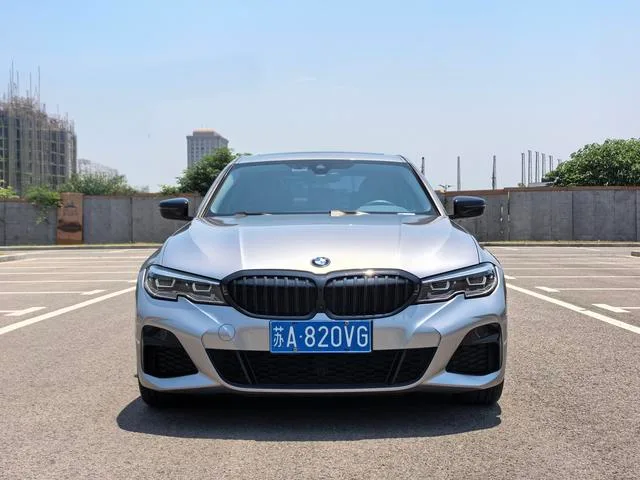 BMW 3 Series 2021 325i M Traje nocturno deportivo Yao exterior foto 2