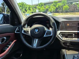 BMW 3 Series 2021 325i M Traje nocturno deportivo Yao interior foto 9