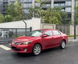 Toyota Corolla 2012 Versión deslumbrante 1.6L Automático GL exterior foto 1