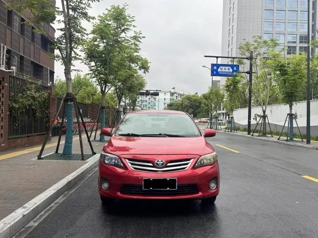 Toyota Corolla 2012 Versión deslumbrante 1.6L Automático GL interior foto 11