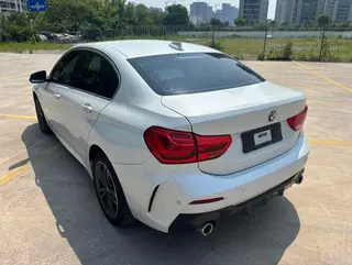 BMW 1 Series 2021 Restyling 120i M Sports Obsidian Night Edition interior photo 14