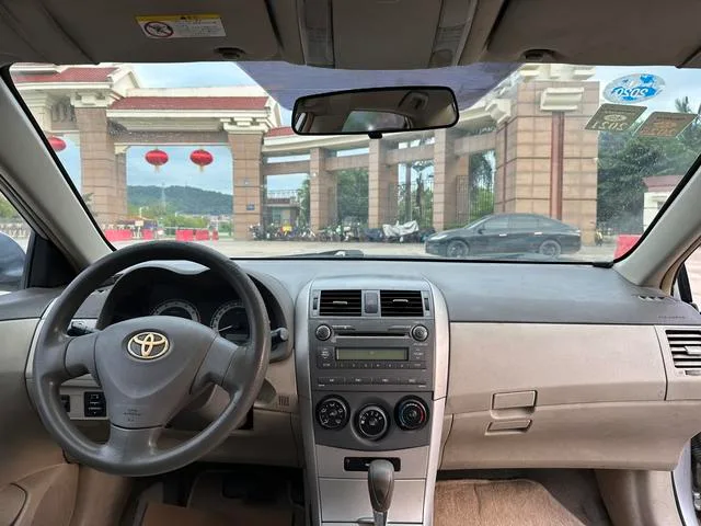 Toyota Corolla 2007 1.6L Automatique GL intérieur photo 8