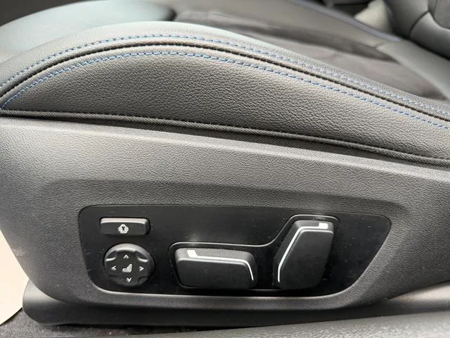 BMW M2 2024 M2 Coupe interior photo 12