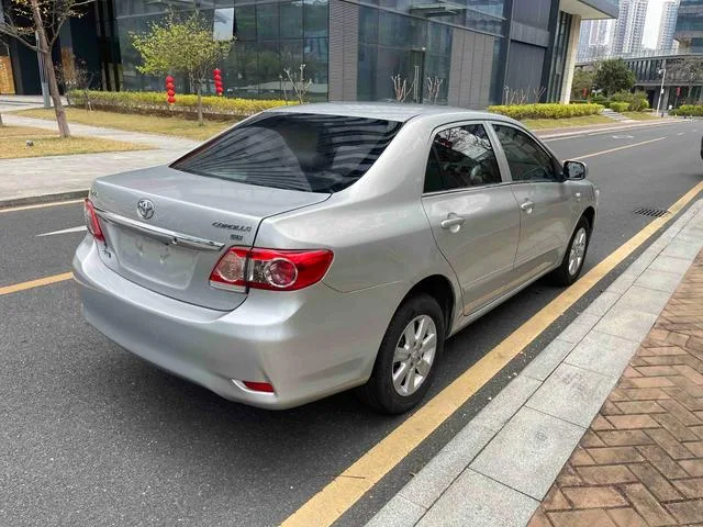 Toyota Corolla 2011 1.6L Manual GL exterior photo 5
