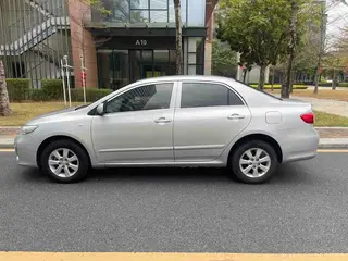 Toyota Corolla 2011 1.6L Manual GL exterior photo 8