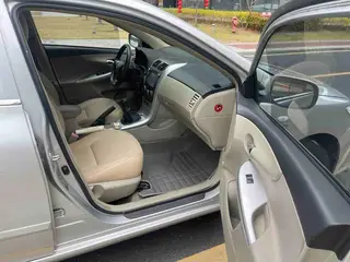 Toyota Corolla 2011 1.6L Manual GL interior photo 18