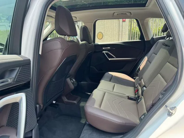 BMW X1 2023 sDrive20Li X Ensemble de conception extérieur photo 10