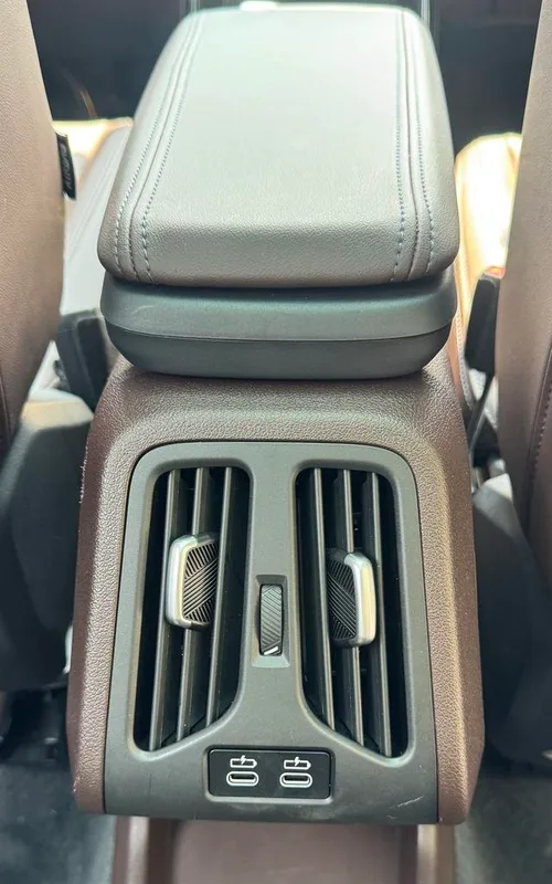 BMW X1 2023 sDrive20Li X Ensemble de conception intérieur photo 12