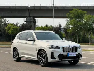 BMW X3 2022 Restyling xDrive25i M Sports suit exterior photo 3