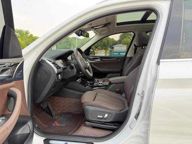 BMW X3 2022 Restyling xDrive25i M Sports suit exterior photo 5