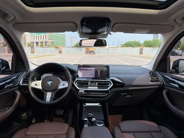 BMW X3 2022 Restyling xDrive25i M Sports suit exterior photo 7