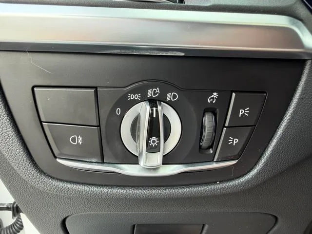 BMW X3 2022 Restyling xDrive25i M Sports suit exterior photo 10