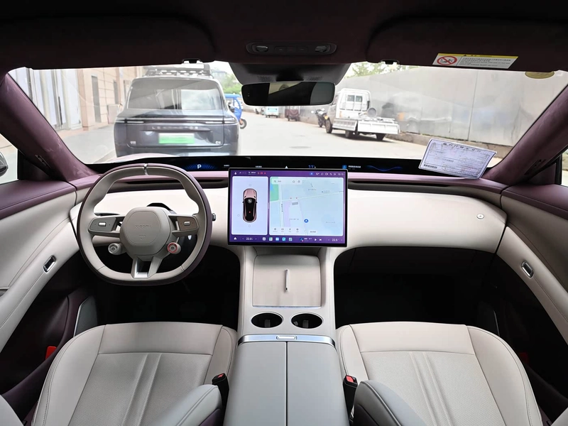 Xiaomi Auto YU7 2025 Larga duración de la batería, tracción en las cuatro ruedas de alto rendimiento Max Edición interior foto 19 Xiaomi Auto YU7 2025 Larga duración de la batería, tracción en las cuatro ruedas de alto rendimiento Max Edición interior foto 19