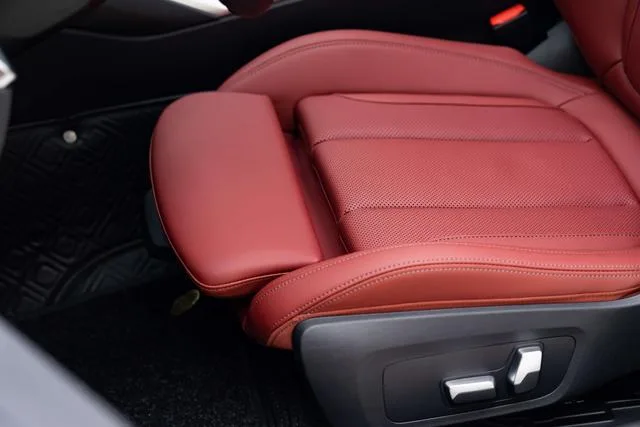 BMW 4 Series 2023 425i M Sports Night Suit interior photo 18