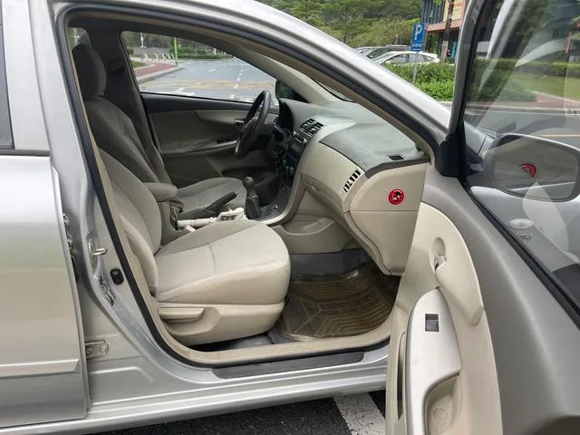 Toyota Corolla 2007 1.6L Manuel GL intérieur photo 16