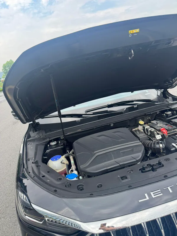 Jetour X70 PLUS 2024 Champion Edition 1.5T DCT Champion PRO 7 seat interior photo 14
