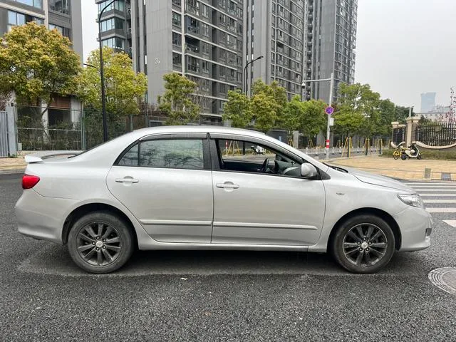 Toyota Corolla 2008 Sports version 1.8L Automatic GL－S exterior photo 4