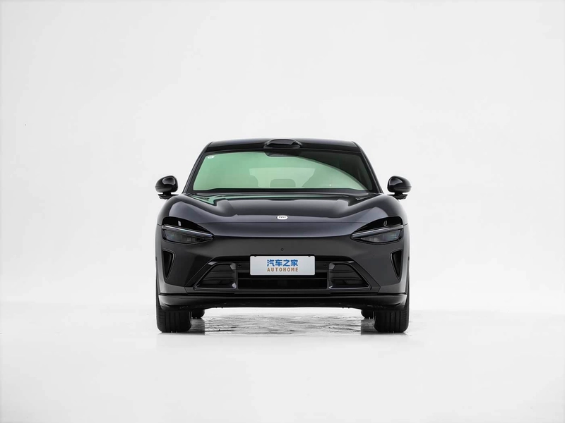 Xiaomi Auto SU7 2026 Standard Edition exterior photo 2 Xiaomi Auto SU7 2026 Standard Edition exterior photo 2