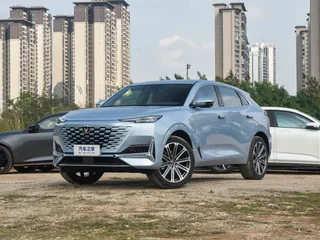 Changan UNI-K 2024 2.0T Two-Drive Global Edition exterior photo 1