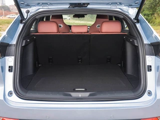 Changan UNI-K 2024 2.0T Two-Drive Global Edition interior photo 15