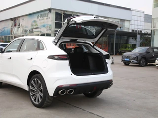 Changan UNI-K 2024 2.0T Two-Drive Global Edition interior photo 17