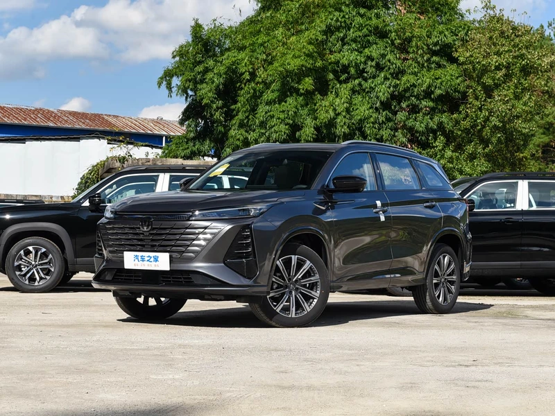 Changan CS75PLUS 2026 Умный чемпион издание 1.5T Новый синий кит Умный экстерьер фото 9