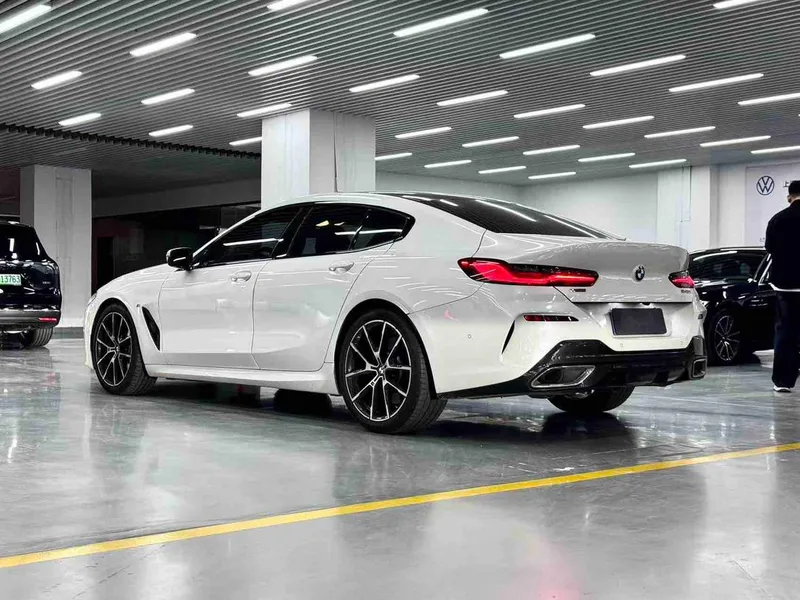 BMW 8 Series 2021 Restyling 840i xDrive Four-door coupe M Sports suit interior photo 7