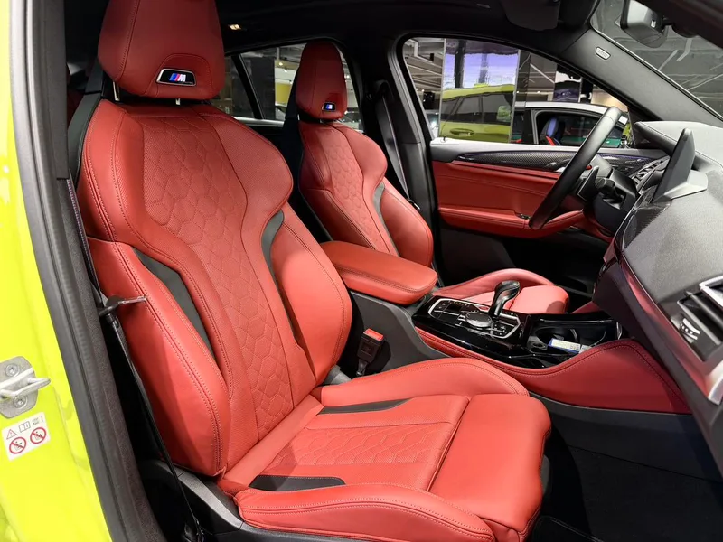 BMW X4 M 2022 X4 M Thunder Edition interior photo 10