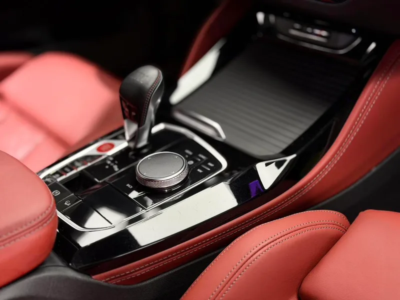 BMW X4 M 2022 X4 M Thunder Edition interior photo 12