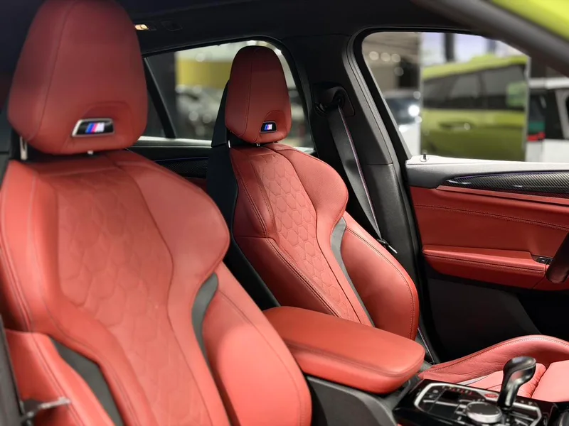 BMW X4 M 2022 X4 M Thunder Edition interior photo 13