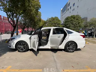 Changan Raeton CC 2021 Blue Whale Edition 1.5T DCT Flagship interior photo 16