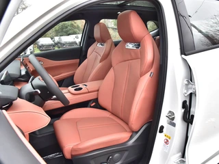 Changan UNI-Z 2026 Wisdom of the New Blue Whale 500Bar PRO interior photo 15