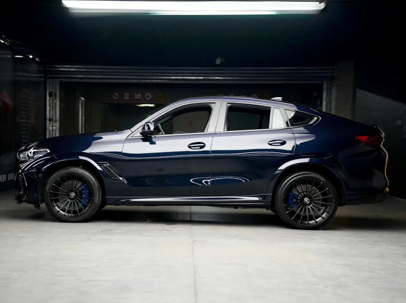BMW X6 M 2020 X6 M exterior photo 3