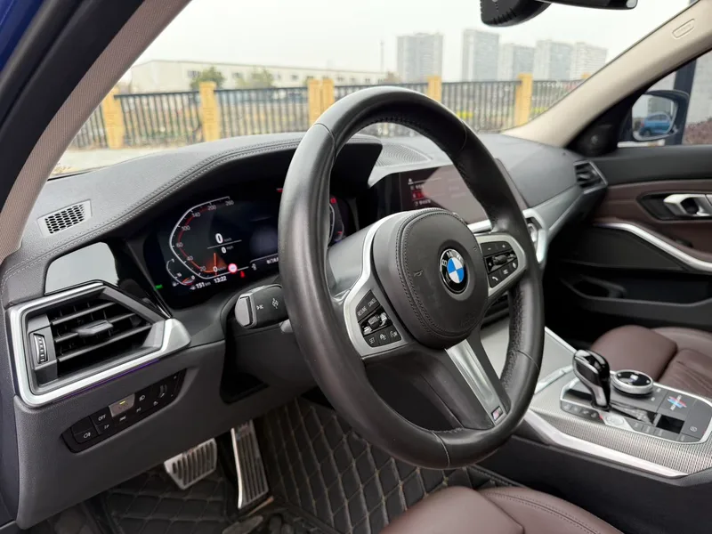 BMW 3 Series 2022 330Li xDrive M Sports Night Suit exterior photo 8