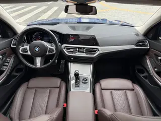 BMW 3 Series 2022 330Li xDrive M Sports Night Suit interior photo 11