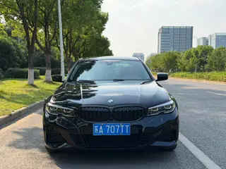 BMW 3 Series 2021 Restyling 325Li M Sports Night Suit exterior photo 2