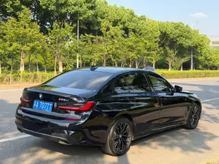 BMW 3 Series 2021 Restyling 325Li M Sports Night Suit exterior photo 4