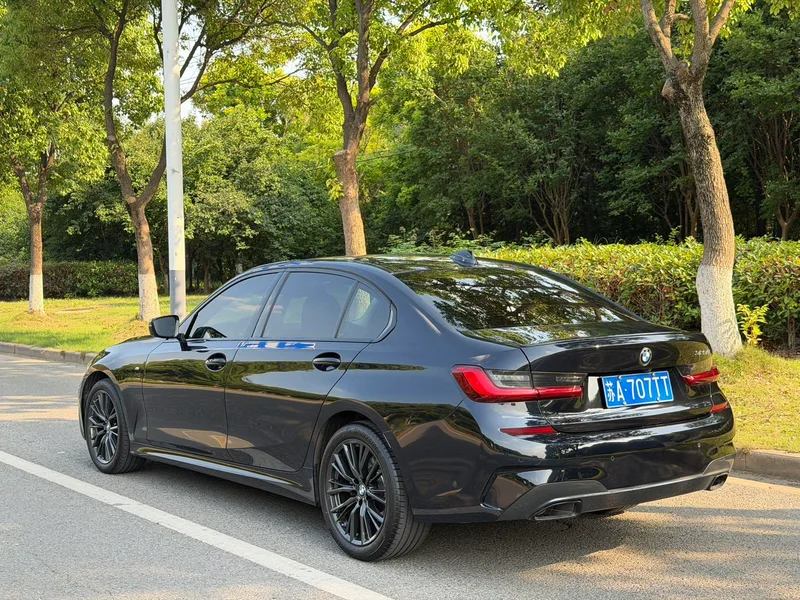 BMW 3 Series 2021 Restyling 325Li M Sports Night Suit exterior photo 6