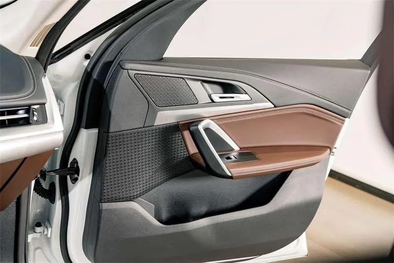 BMW X1 2023 sDrive25Li M Sports suit interior photo 13