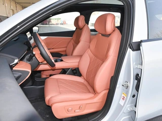 Deepal S05 2026 215Max Versión extendida interior foto 14