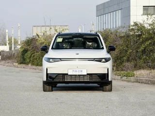 Leapmotor C16 2026 Extensión de rango 280 LIDAR Zhizun Edition 6 Asiento exterior foto 2