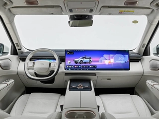 LYNK & CO 900 2025 2.0T Ultra 6 Asiento interior foto 11