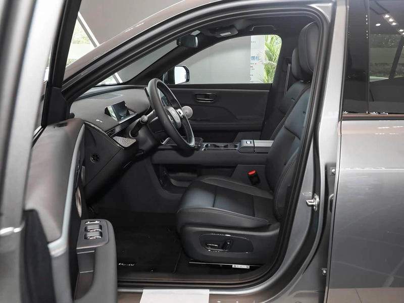 Toyota bZ3X 2026 520 Pro intérieur photo 12