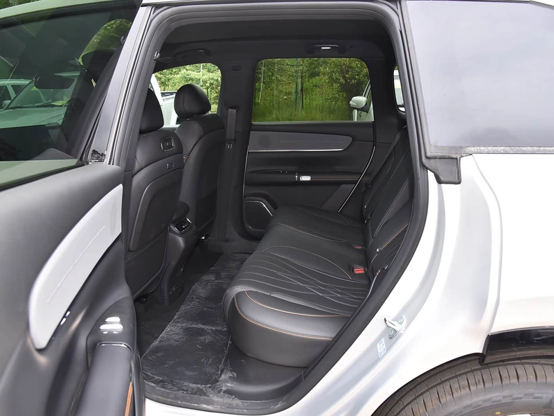 Changan Qiyuan Q07 2025 215 Respect intérieur photo 17