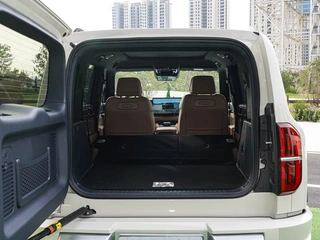 Fangchengbao Leopard 5 2025 210KM Yunnian Qiankun Ultra Edición interior foto 16