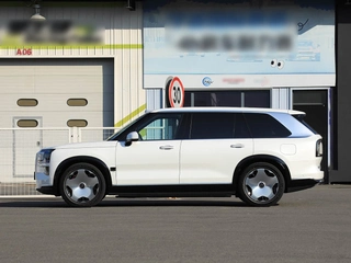 Zeekr 9X 2025 Hyper version 70kWh exterior photo 4